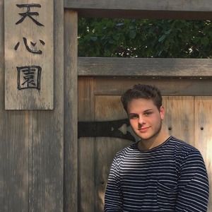 Meet your Posher, Nicholas